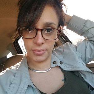 Meet your Posher, Awilda